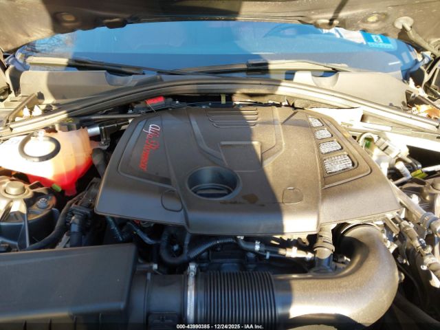 2017 Alfa Romeo GIULIA Q4