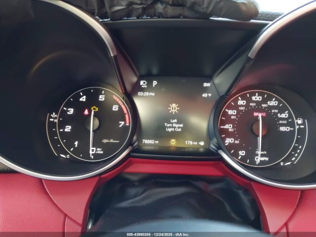 2017 Alfa Romeo GIULIA Q4