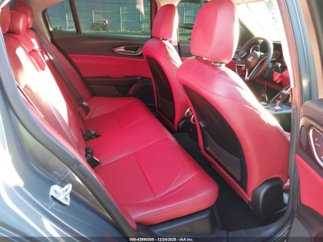 2017 Alfa Romeo GIULIA Q4