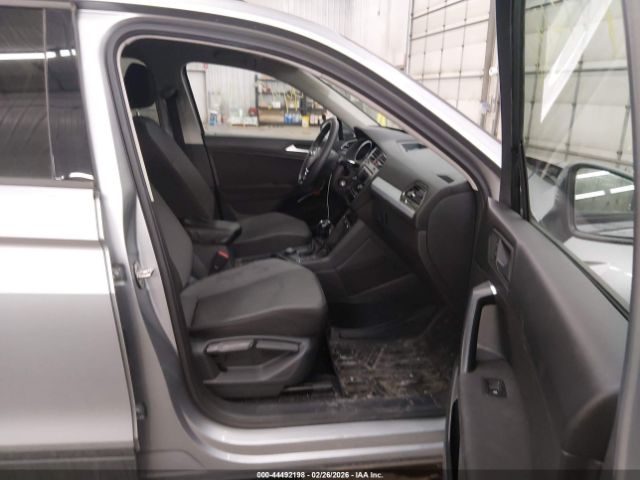 2021 VOLKSWAGEN TIGUAN T S 2.0