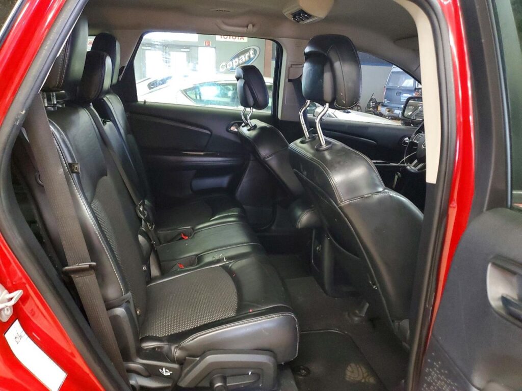 2019 Dodge Journey  CROSSROAD