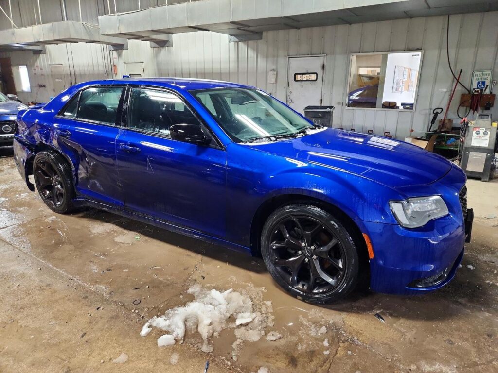 2020 CHRYSLER 300 TOURNING