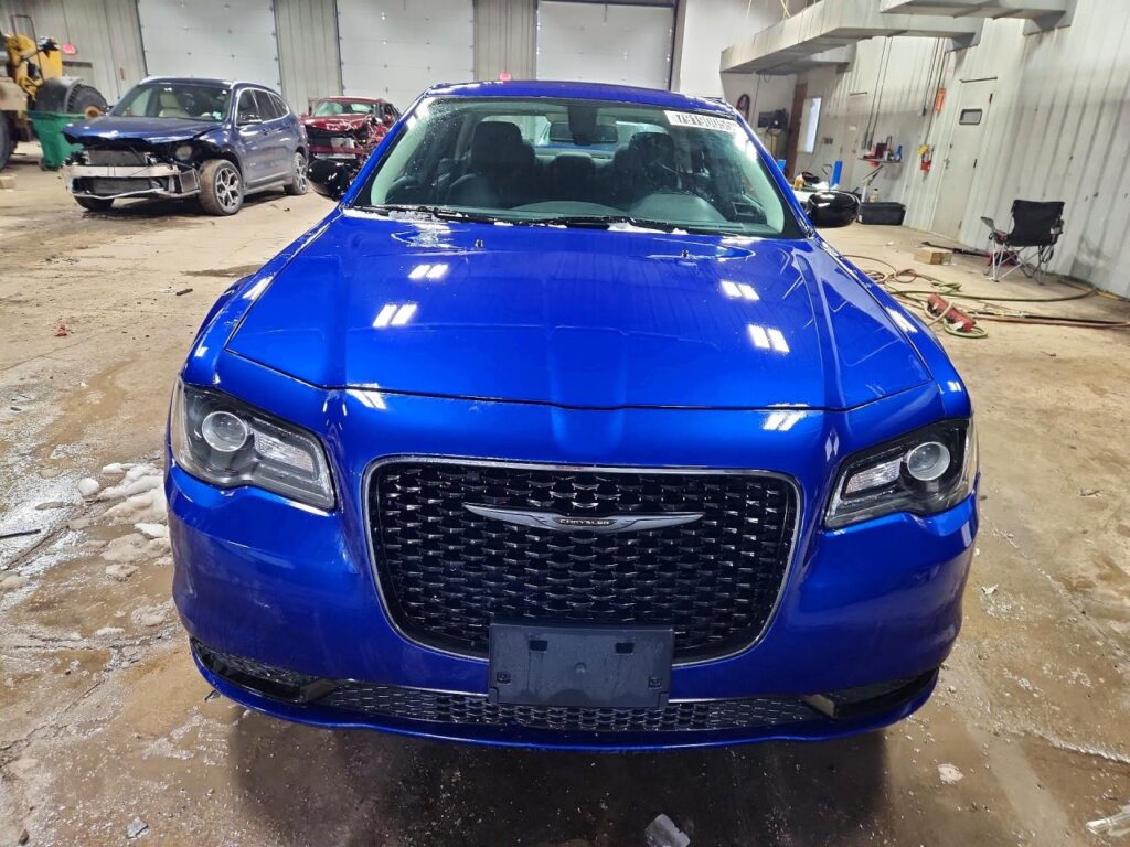 2020 CHRYSLER 300 TOURNING
