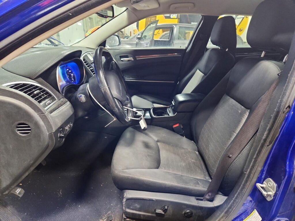 2020 CHRYSLER 300 TOURNING