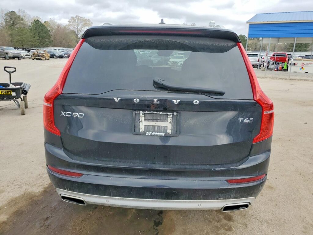 2020 VOLVO XC90 T6 MOMENTUM